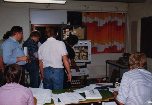 Digitaalitekniikan kurssi 1984