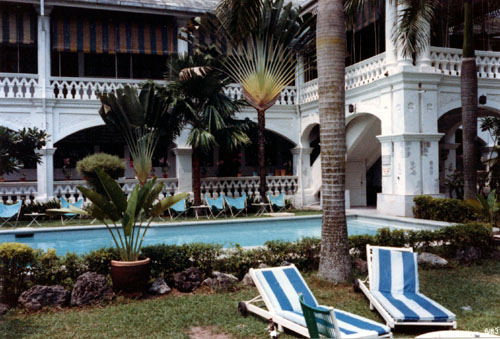 Raffles Hotel Singapore 1983