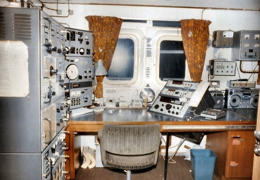 1980 ms Rhea OGYC Radiohytti Radio Cabin