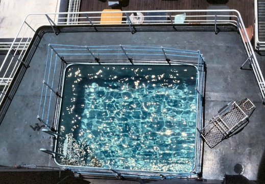 1979 ms Taurus OIIZ swimming pool