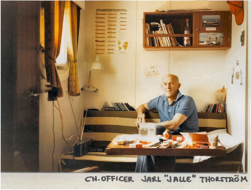 1981 ms Hebe OGFI Arnold cabin ch.off Jarl Jalle Thorström.jpg